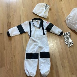 Space suit dress up